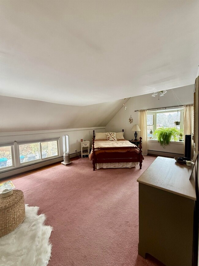 Building Photo - 43 Pleasant St