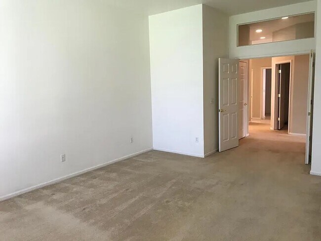 Building Photo - 4285 Nelson Dr