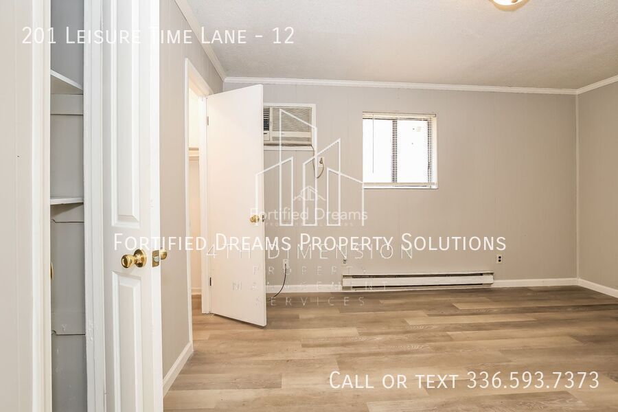 Building Photo - 201 Leisure Time Ln