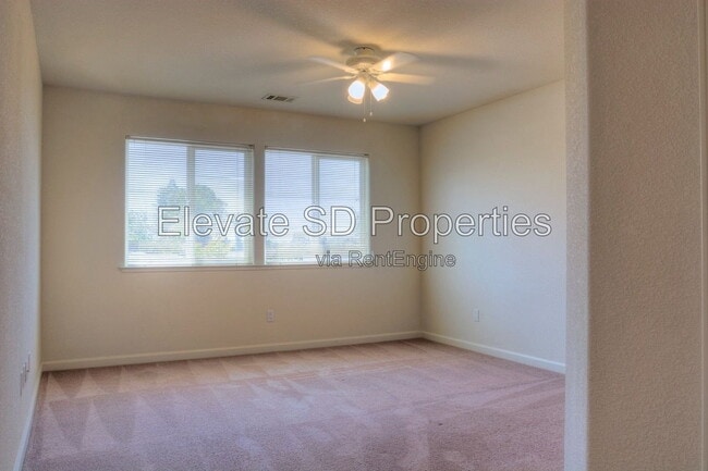 Building Photo - 2858 Grove Way