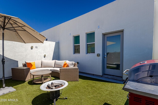 Building Photo - 16510 N 92nd St