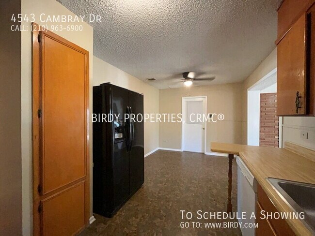 Building Photo - 4543 Cambray Dr