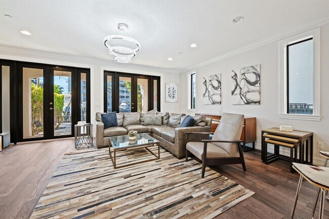 Building Photo - 95 Isle of Venice Dr