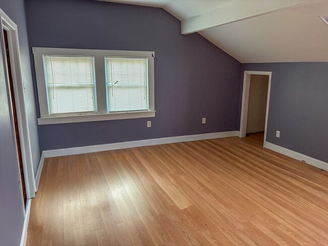 Building Photo - Prime Location Home!