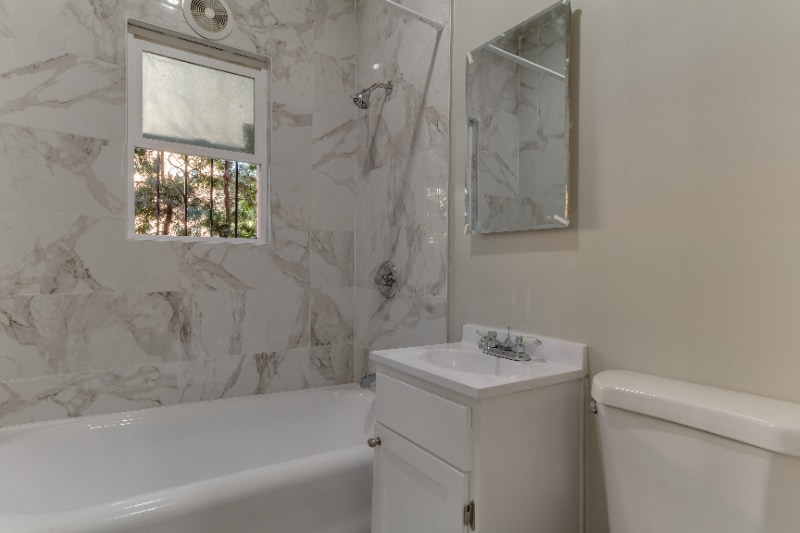 Building Photo - 730 S Catalina St