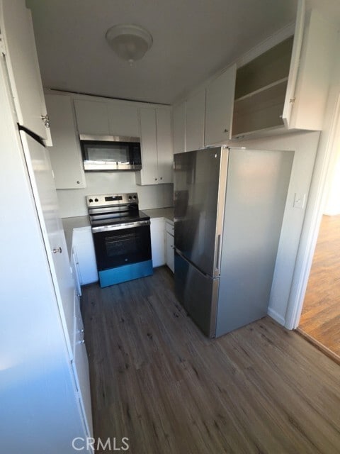 Building Photo - 3406 Lakeshore Blvd