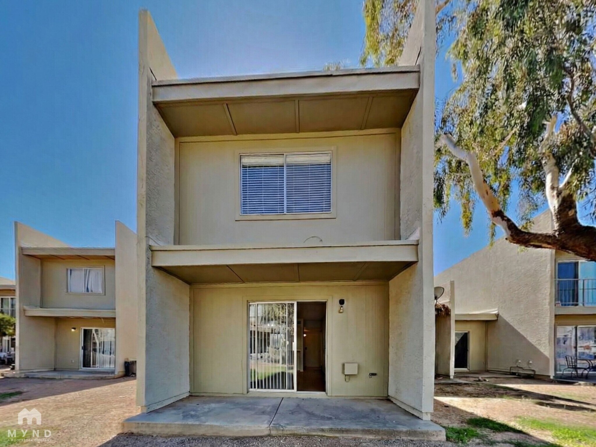 Building Photo - 2828 E Tierra Buena Ln