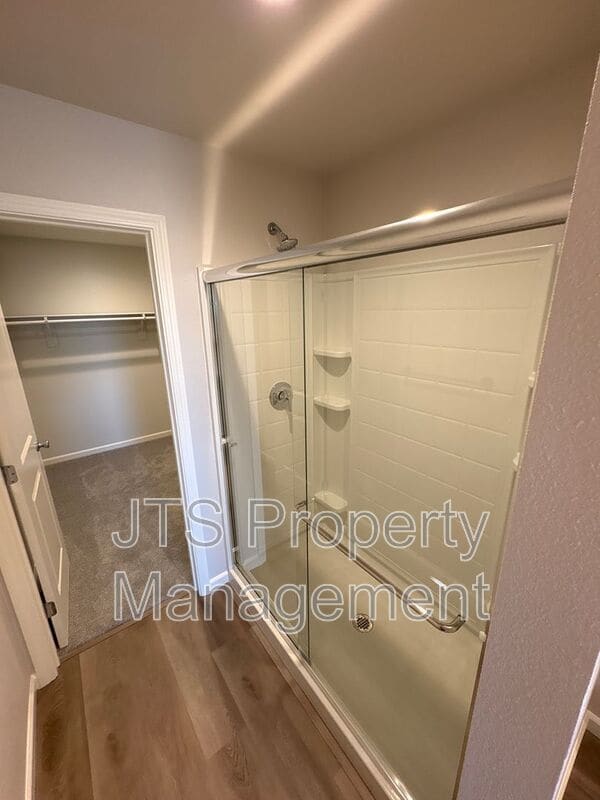Building Photo - 47 Brookbay Way