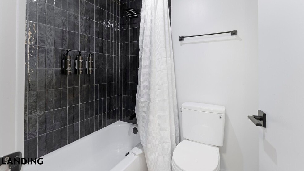 Building Photo - 1550 Clarendon Blvd