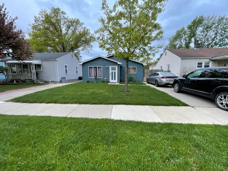 Primary Photo - 27685 Dartmouth St