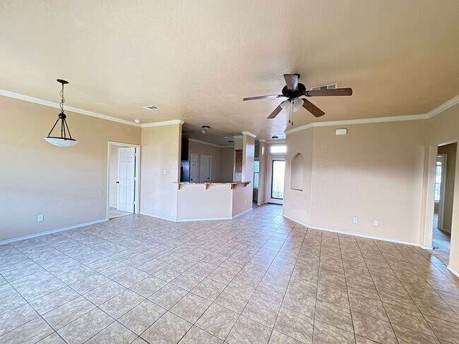 Building Photo - 4-Bedroom House for Rent in Killeen