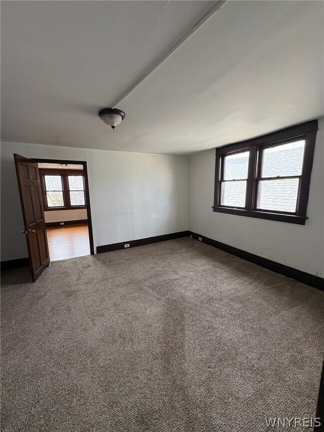 Building Photo - 189 Westminster Ave