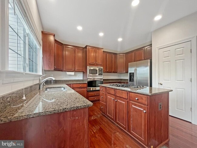Building Photo - 8173 McCauley Way