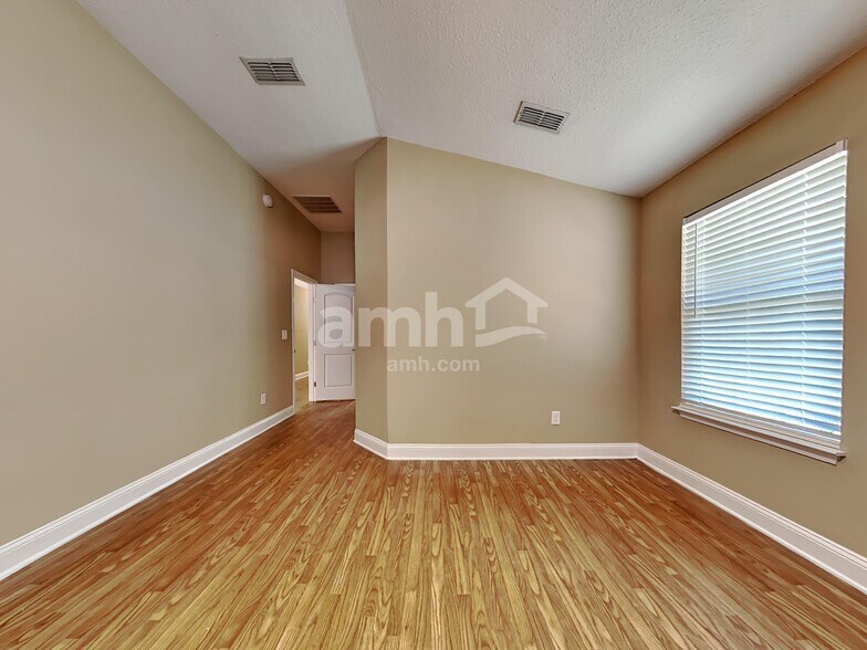 Building Photo - 2132 Cherokee Cove Trl