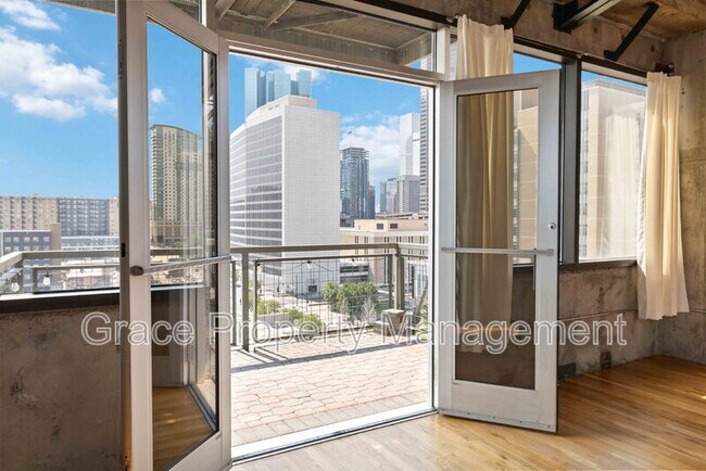 Building Photo - 2020 Arapahoe St