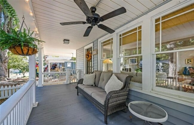 Building Photo - Charming Ardmore home full of character in...