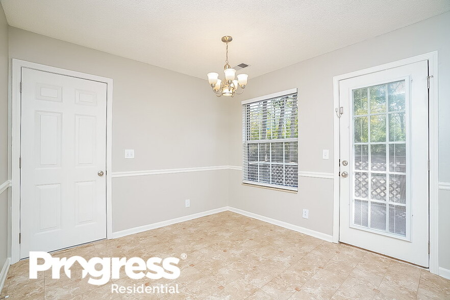 Building Photo - 107 Brenton Ct
