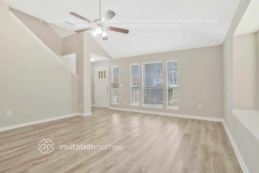 Building Photo - 855 Arbor Hill Dr