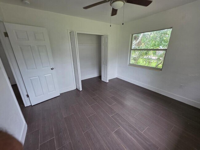 Building Photo - 1614 N Washington Ave