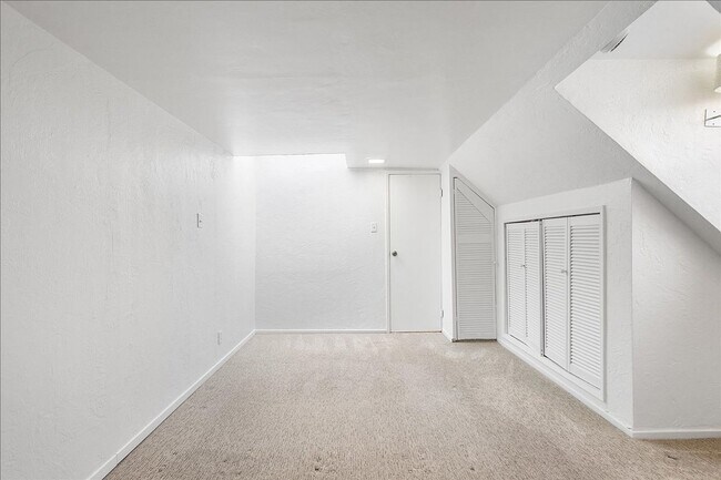 Building Photo - 1817 Sherman St