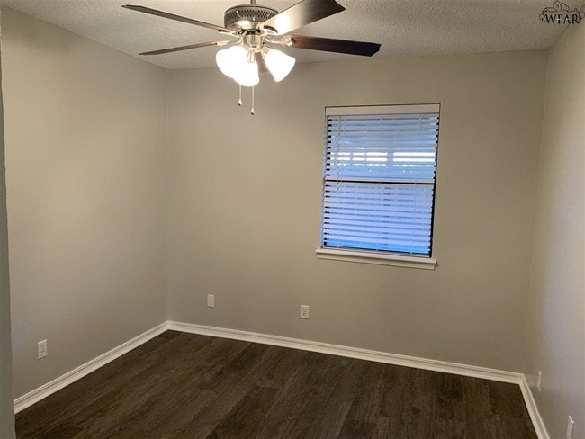 Building Photo - 2944 Gossett Dr
