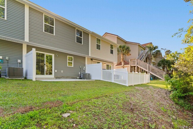 Building Photo - 162 Villa Grande St