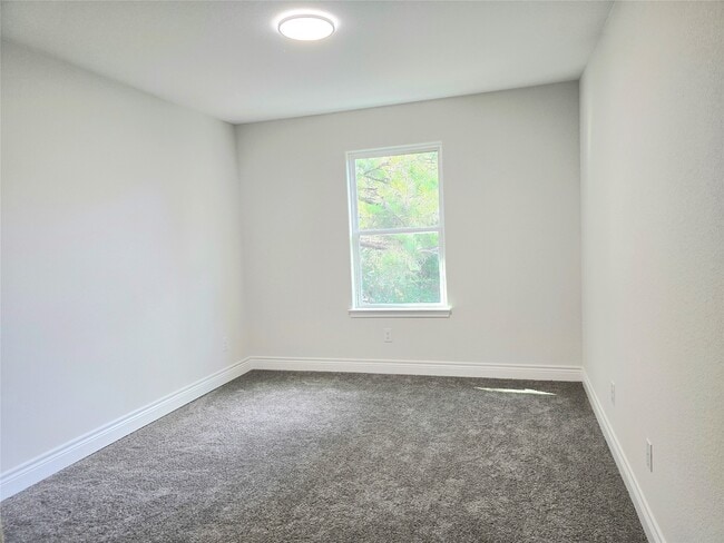 Building Photo - 12943 Andromeda Ct
