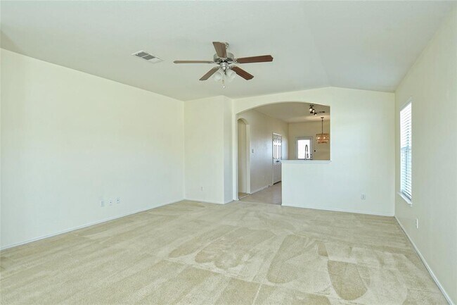 Building Photo - 811 Encinita Dr