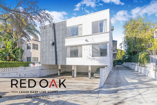 Building Photo - 819 N Edinburgh Ave