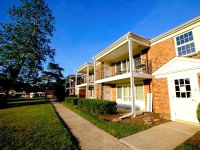 Building Photo - Princeton Lakeview Apartments