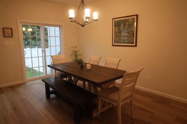 Building Photo - 2925 Fence Buster Ct