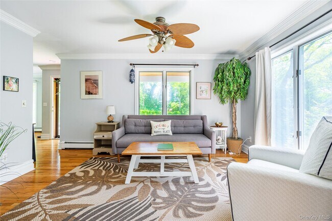 Building Photo - 2300 Pine Tree Rd