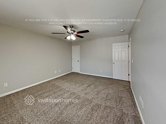 Building Photo - 5000 Mesa Ct