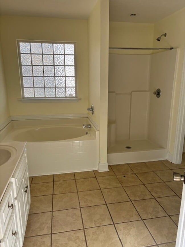 Building Photo - Spacious 4BR North Augusta Rental – Move-I...