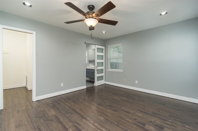 Building Photo - 8326 Hazen St