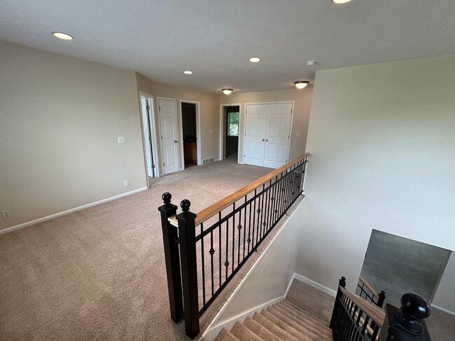 Building Photo - 686 E Union Garden Ct S