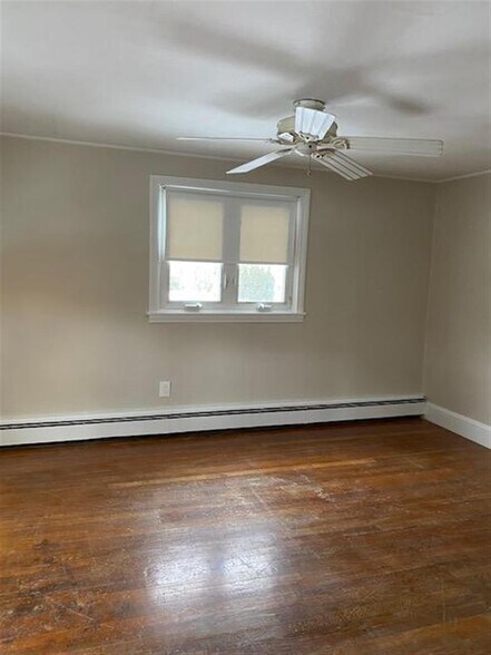 Building Photo - 22 Reed St