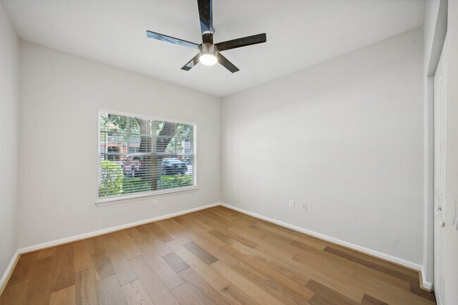 Building Photo - 4207 S Dale Mabry Hwy