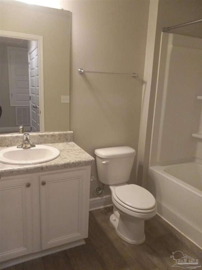 Building Photo - 6077 Royal Port Ct