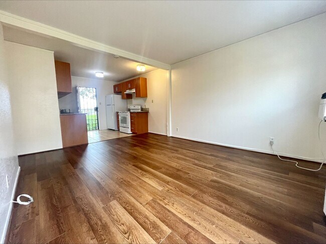 Building Photo - Townhouse Rental - 2 Bedroom, 1.5 Bathroom, 1 Parking in Waiau Gardens Kai!