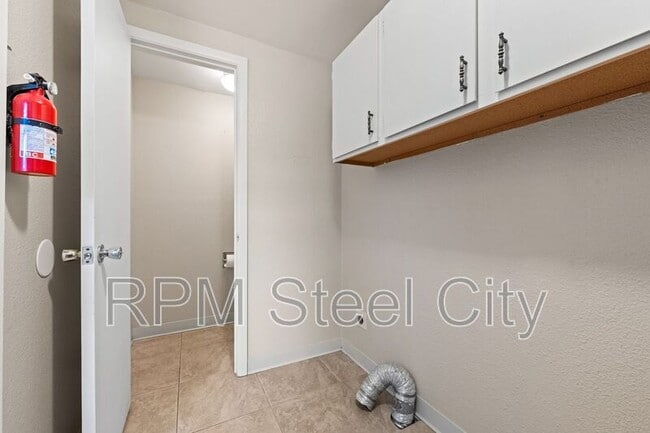 Building Photo - 1009 Constitution Rd