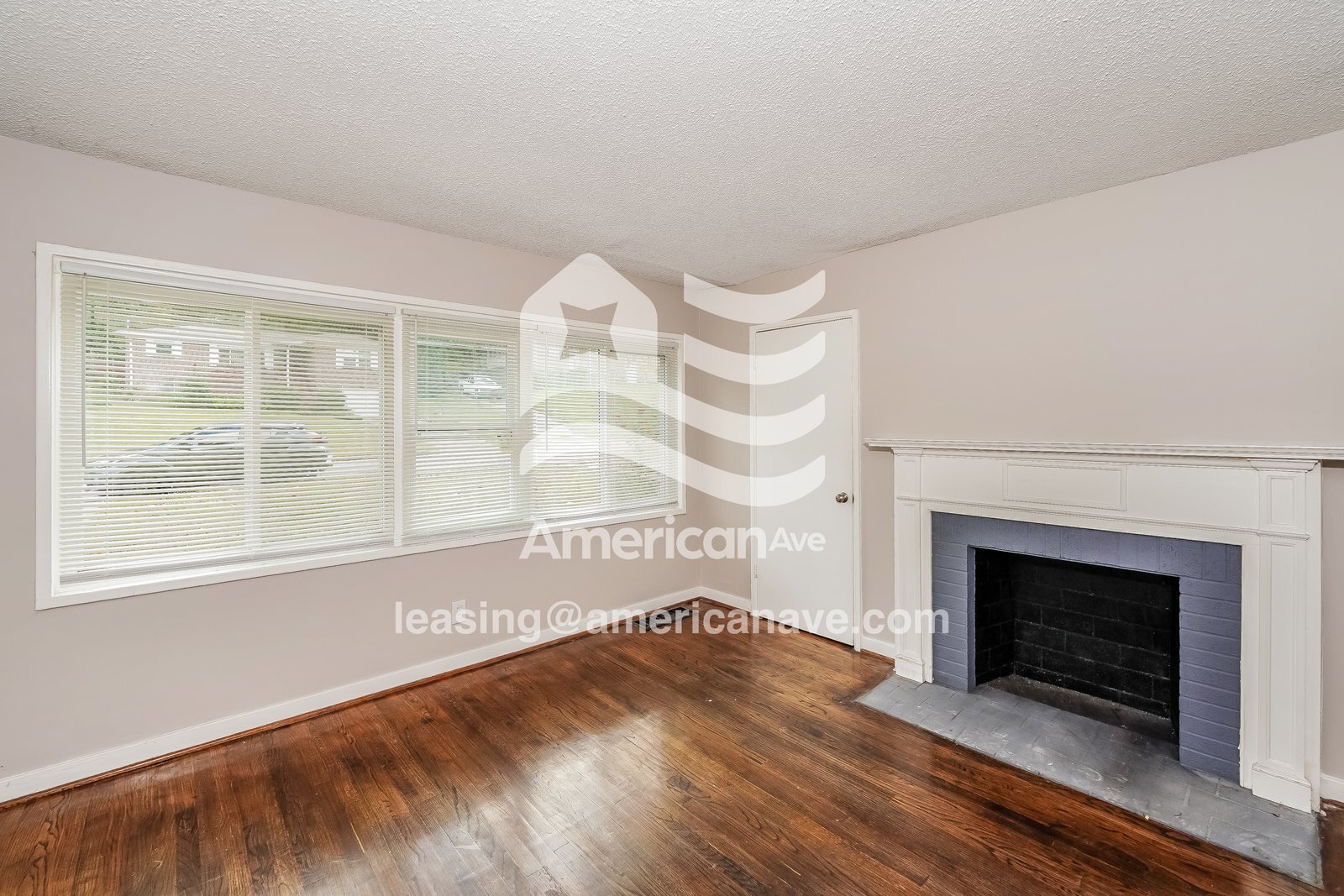 Building Photo - 8228 10th Ave S