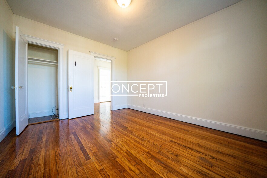 Building Photo - 56 Selkirk Rd