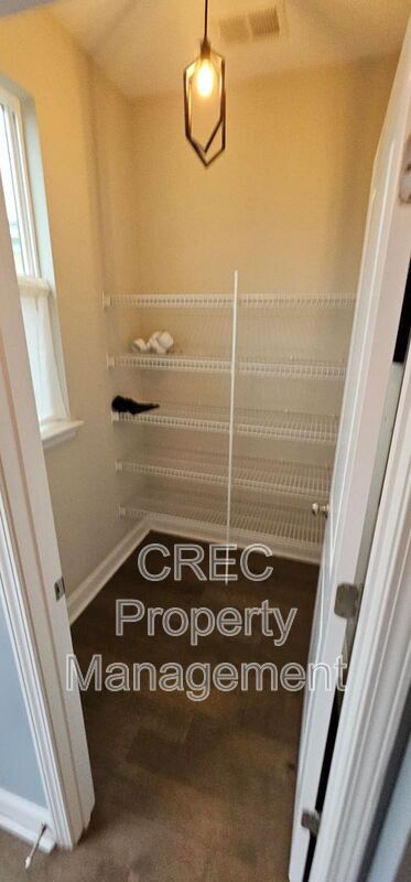 Building Photo - 3046 Sweetleaf Ln