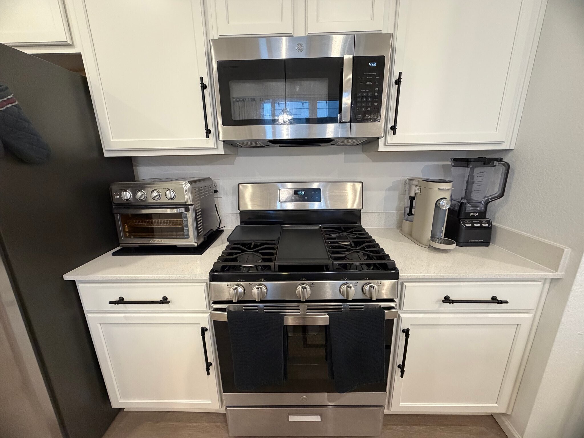 Building Photo - 2348 E Boulder St