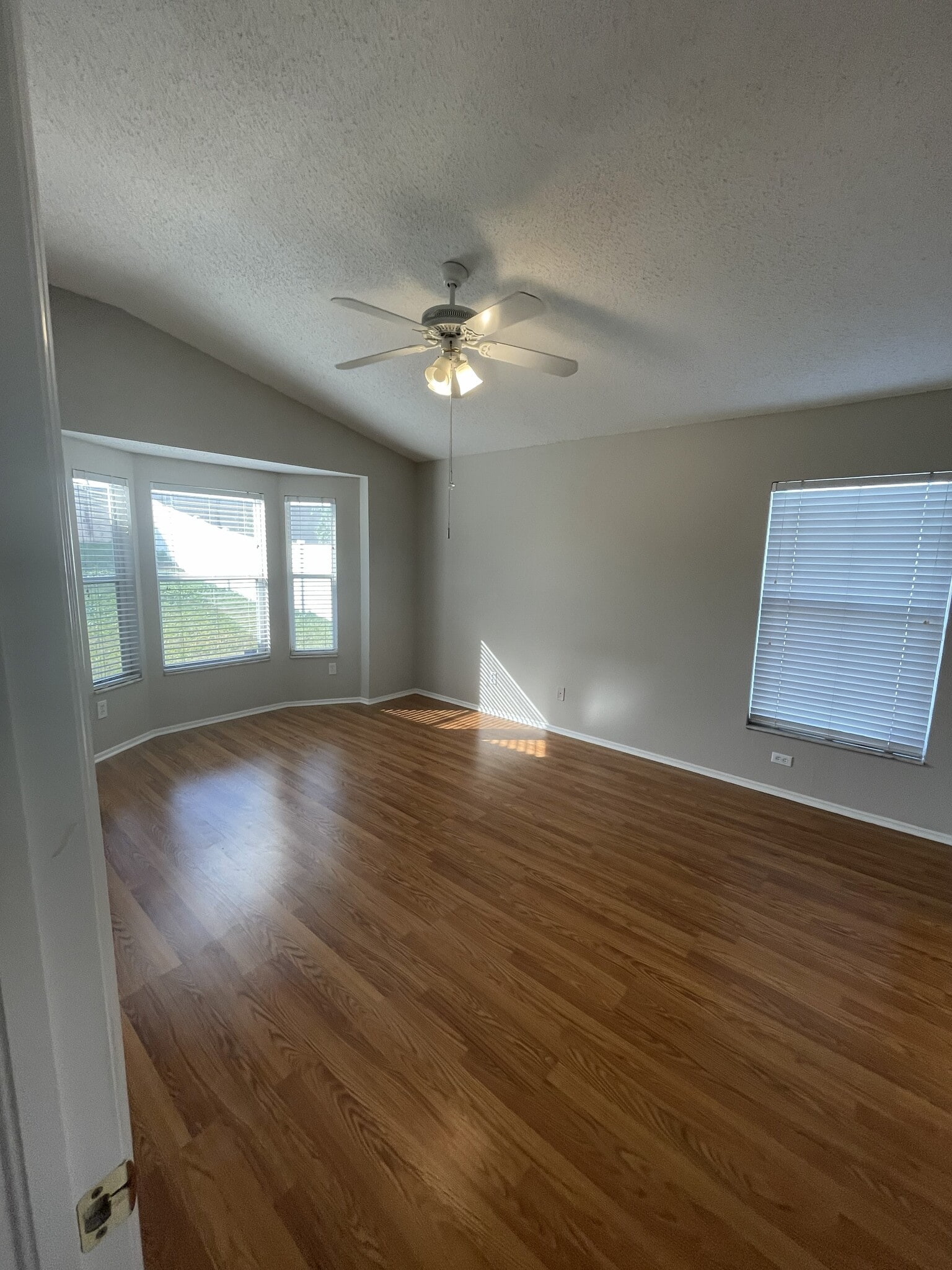 Building Photo - 554 Lake Cypress Cir