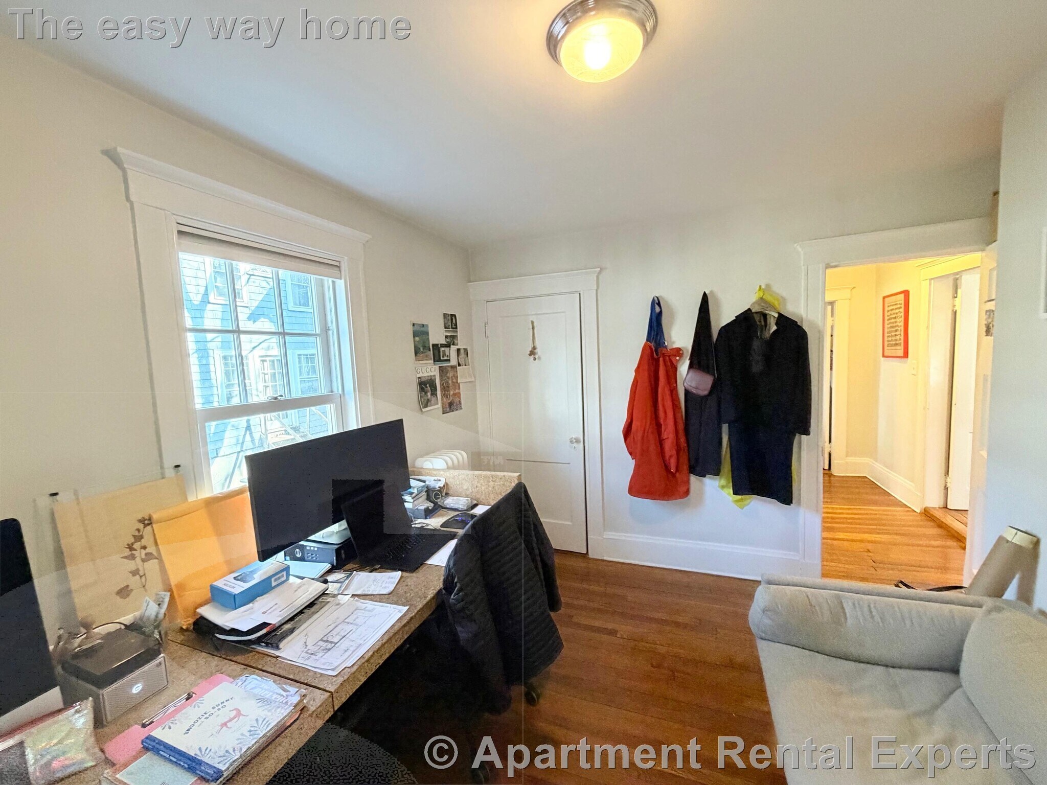 Building Photo - 138 Larch Rd