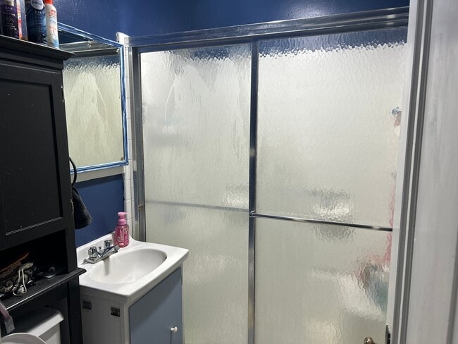 Building Photo - 3 Bed, 1 Bath House Close to Purdue, Mackey/Ross-Ade