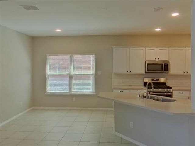 Building Photo - 5832 Dew Plant Way