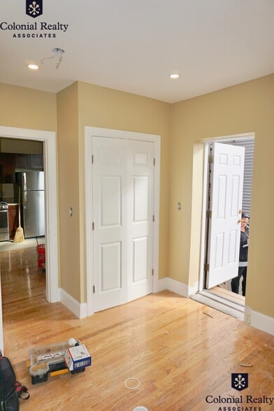 Building Photo - 17 Highgate St